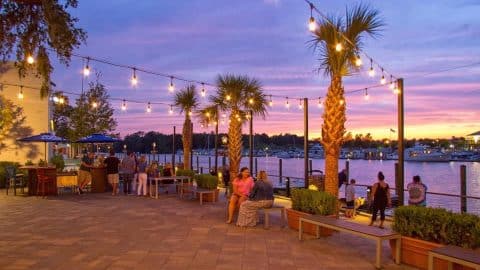 271268784_7413985968611577_575271391554696941_n n